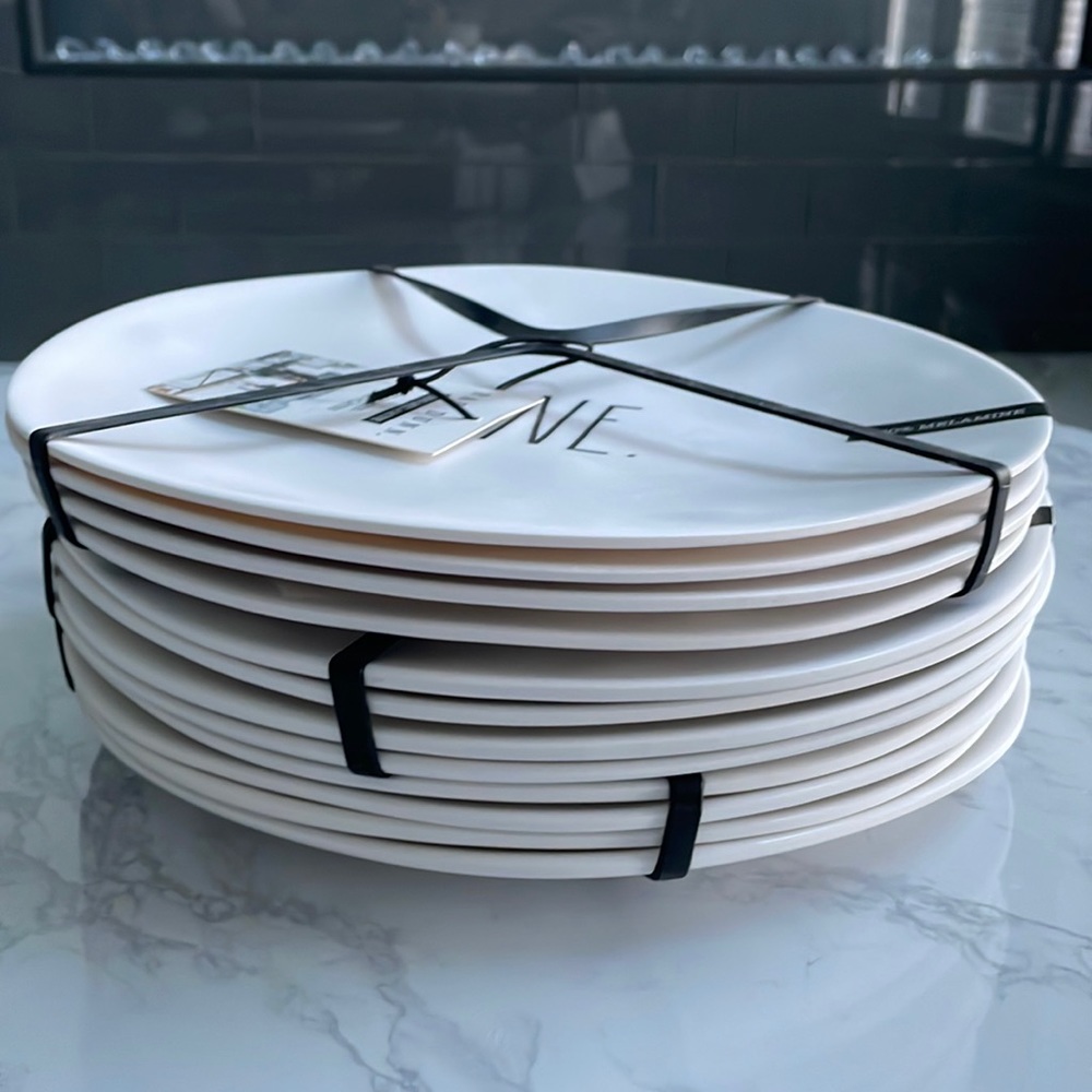 Rae Dunn melamine dinner plates